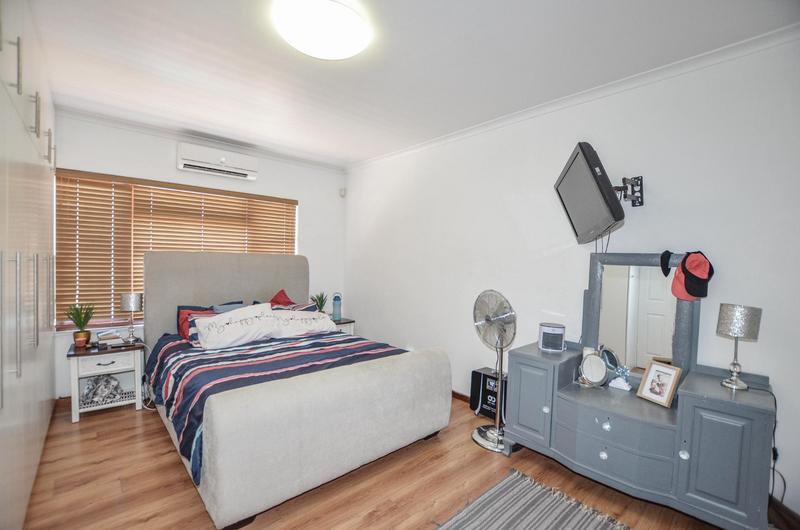 6 Bedroom Property for Sale in De Tijger Western Cape